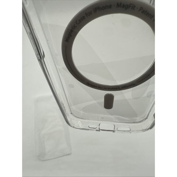 Spigen for iPhone 16 Pro Case, Ultra Hybrid T MagFit - Picture 5 of 6